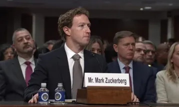 Mark Zuckerberg Meminta Maaf Kepada Para Orang Tua di Audiensi Senat