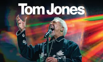 Tom Jones Gelar Konser Ages & Stages Asia Tour 2024 di Jakarta