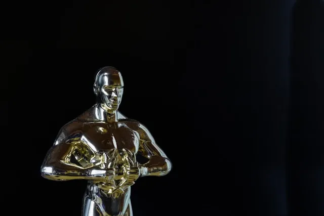 Fantastis, Intip Isi Goodie Bag Oscar 2024 yang Bernilai Rp2,8 Miliar