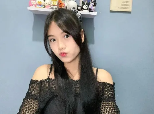 Viral Jeane Victoria Member JKT48 Dipecat, Buntut Foto Mesra dengan Cowok