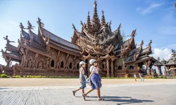 Thailand Perpanjang Bebas Visa dan Izin Tinggal Lebih Lama bagi Wisatawan