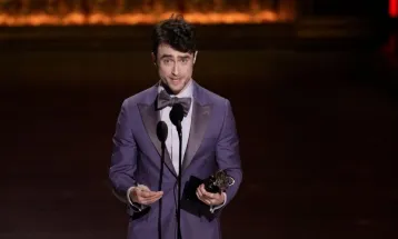 Daniel Radcliffe Wins First Tony Award