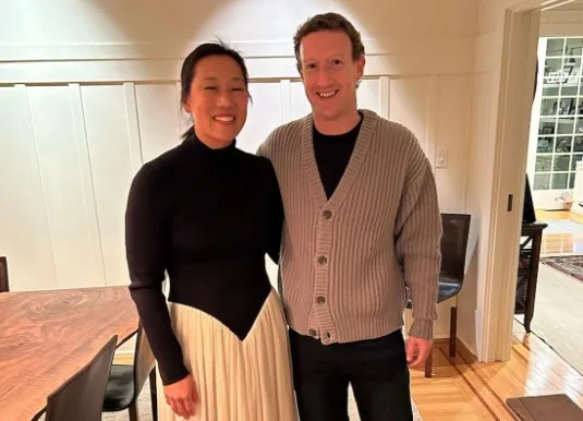 Profil Priscilla Chan Istri Mark Zuckerberg yang Dibuatkan Patung Seharga Ratusan Juta