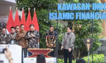 President Jokowi Inaugurates the Indonesia Islamic Financial Center