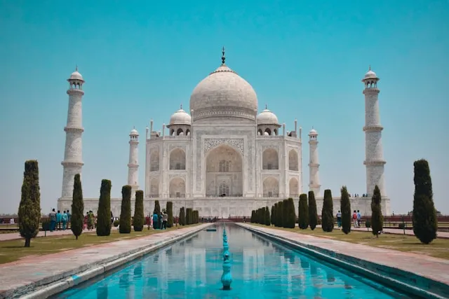 Taj Mahal Kebanjiran Imbas Kota Agra India Dilanda Hujan Deras