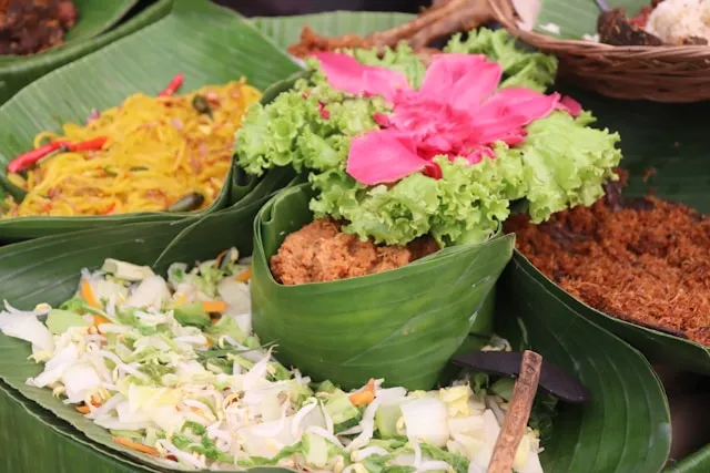 Pecel dan Ketoprak Masuk Daftar 10 Salad Terbaik di Dunia