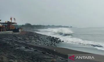 BBMKG: Waspada Gelombang Laut 2,5 Meter di Bali