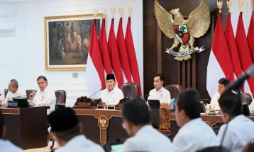 Kepala Kantor Komunikasi Kepresidenan: Indonesia Tidak Akan Gabung Blok Pertahanan Manapun