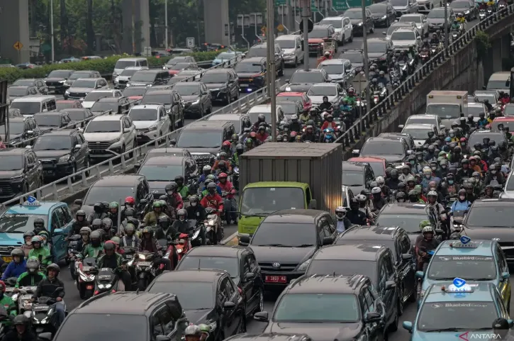 Tips Mengindari Macet saat Libur Natal dan Tahun Baru