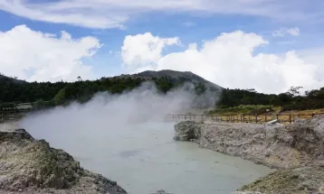 Status Gunung Dieng Naik Jadi Waspada